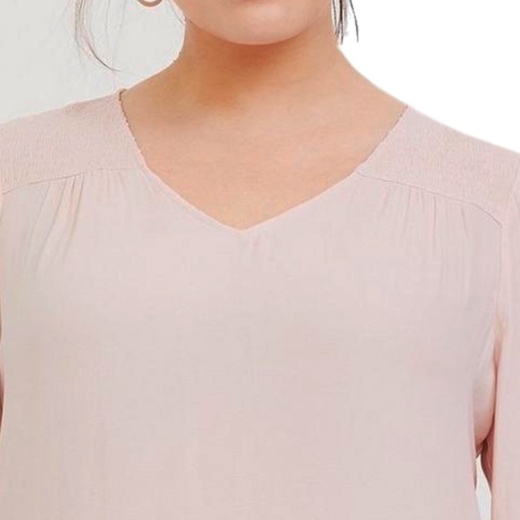 Torrid Blush Pink Shirred Smocked Crepe Flowy Top Blouse Shirt - Picture 5 of 11